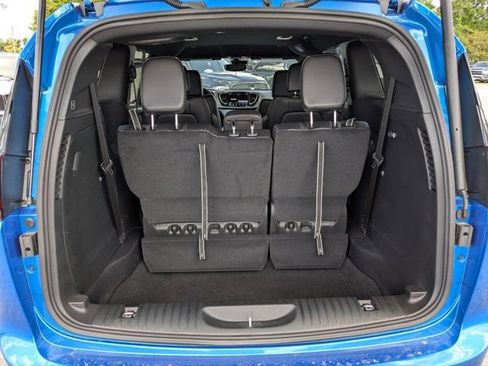 New 2026 Chrysler Pacifica Select FWD image 12