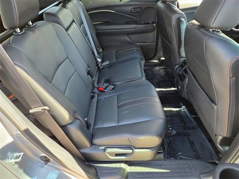 Certified 2023 Honda Passport TrailSport image 19