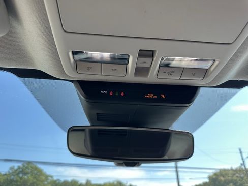 Used 2023 MAZDA CX-30 AWD 2.5 S w/ Preferred Package image 32