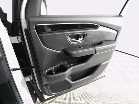 Used 2025 Honda Pilot EX-L image 21