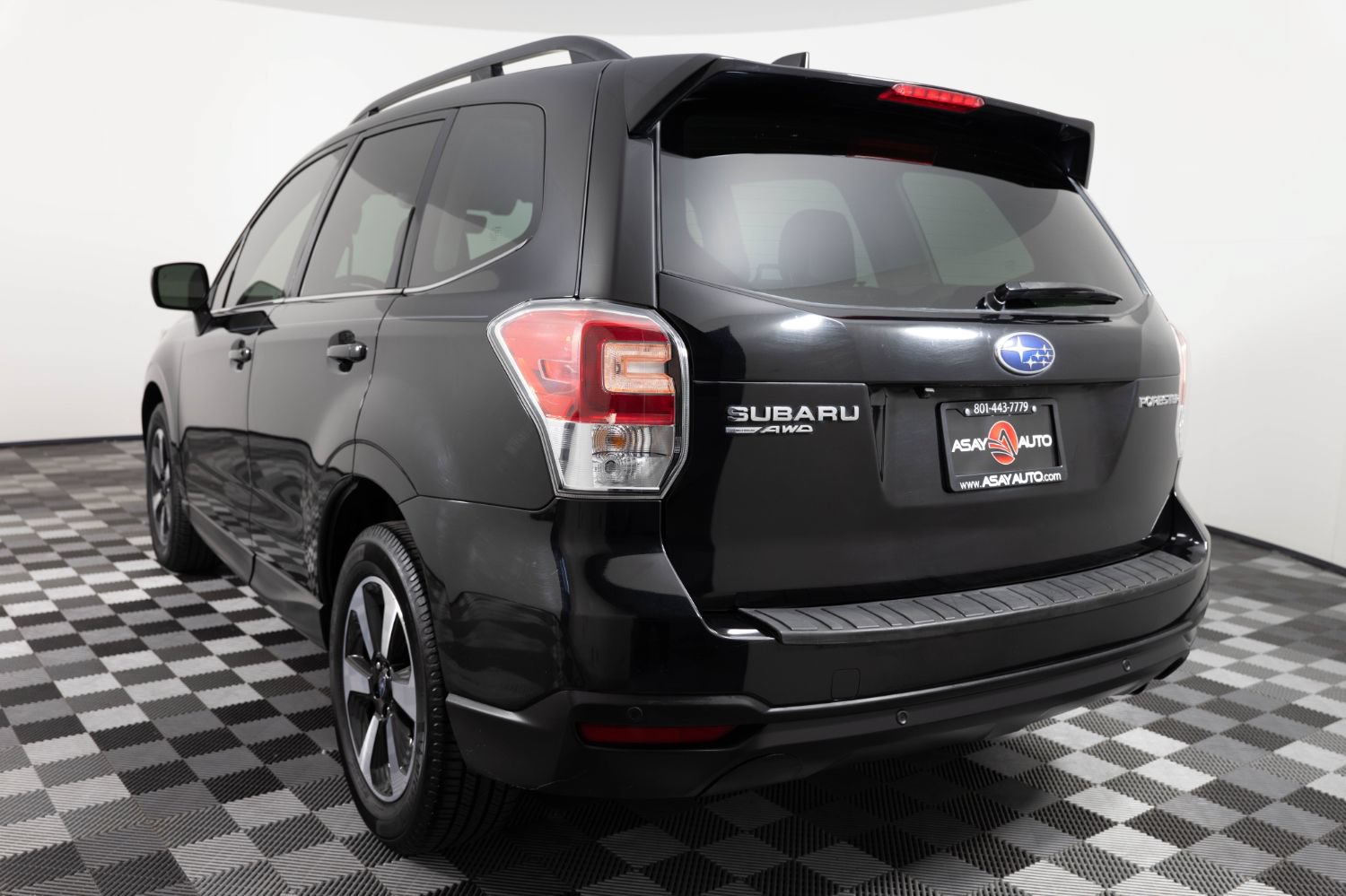 Used 2018 Subaru Forester 2.5i Limited AWD/4WD image 5