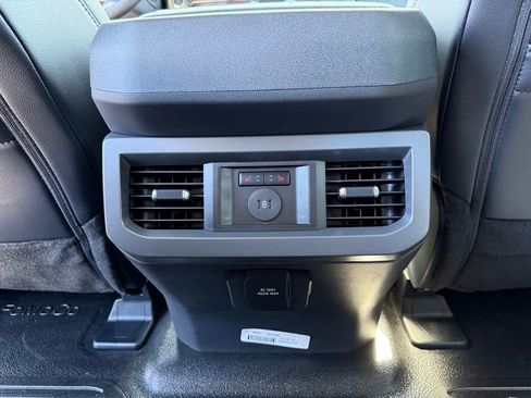 New 2026 Ford F350 4x4 Crew Cab DRW Super Duty image 17