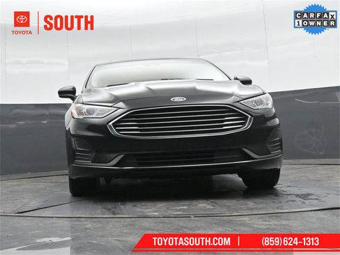 Used 2019 Ford Fusion SE image 34