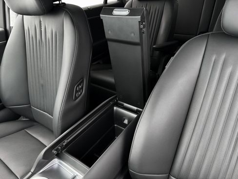 New 2026 Hyundai Ioniq 9 Calligraphy image 18