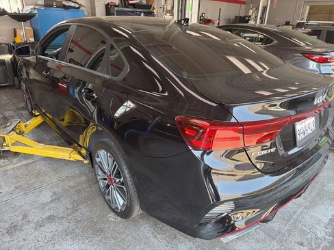 Used 2023 Kia Forte GT w/ GT2 Package FWD image 4