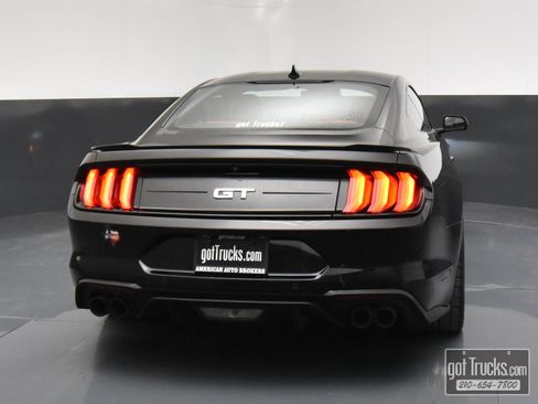 Used 2021 Ford Mustang GT Premium w/ Equipment Group 401A image 6