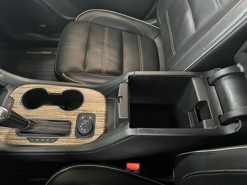 Used 2019 GMC Acadia Denali w/ Technology Package image 31