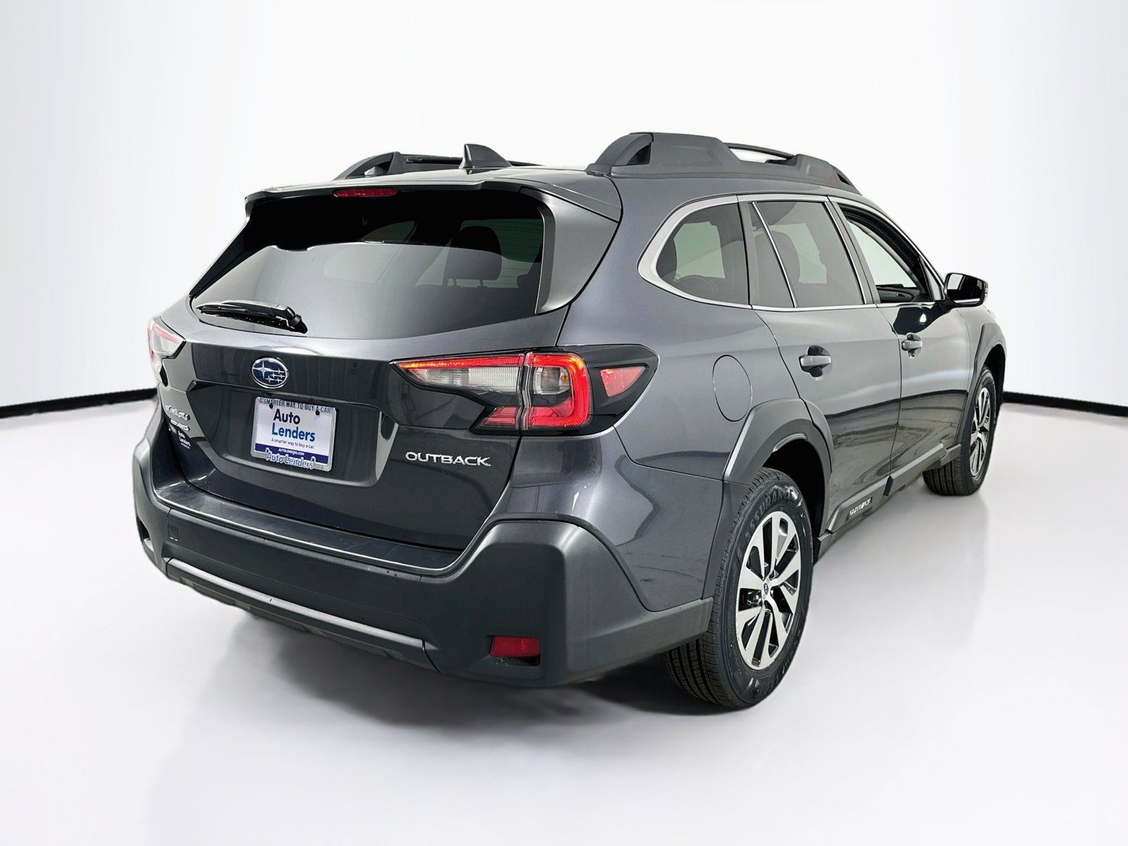Used 2024 Subaru Outback Premium AWD/4WD image 5