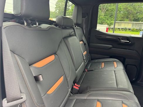 Certified 2023 GMC Sierra 1500 AT4 w/ Technology Package AWD/4WD image 23