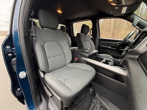 Used 2019 RAM 1500 Big Horn AWD/4WD image 31