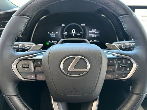 New 2026 Lexus RX 450h AWD image 23