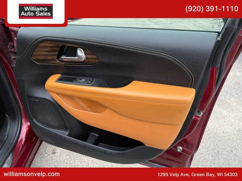 Used 2022 Chrysler Pacifica Pinnacle AWD/4WD image 16