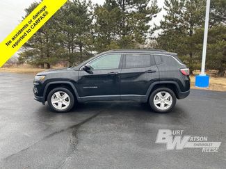 Used 2022 Jeep Compass Latitude video 3