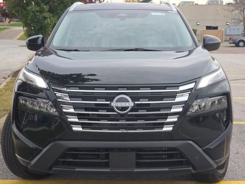 New 2026 Nissan Rogue SV w/ SV Premium Package image 19