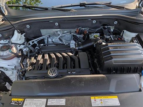 Used 2023 Volkswagen Atlas SE w/ Panoramic Sunroof Package FWD image 10