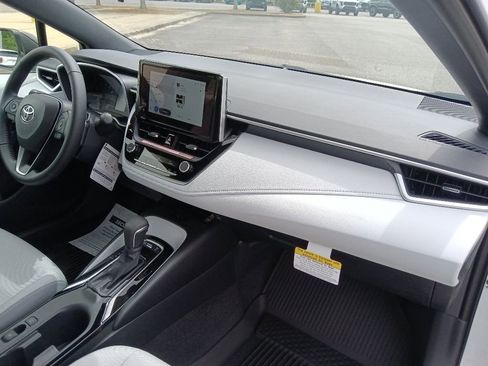 New 2026 Toyota Corolla SE FWD image 31