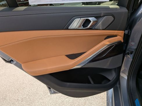 New 2026 BMW X6 xDrive40i image 27