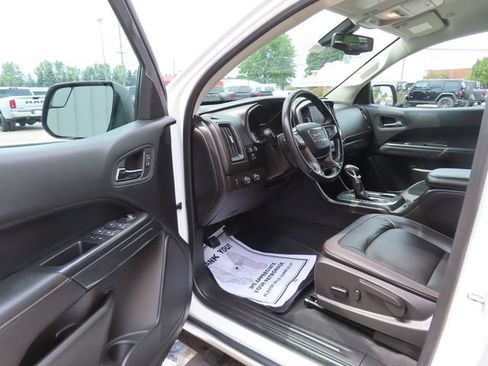 Used 2022 GMC Canyon AT4 w/ Trailering Package AWD/4WD image 18