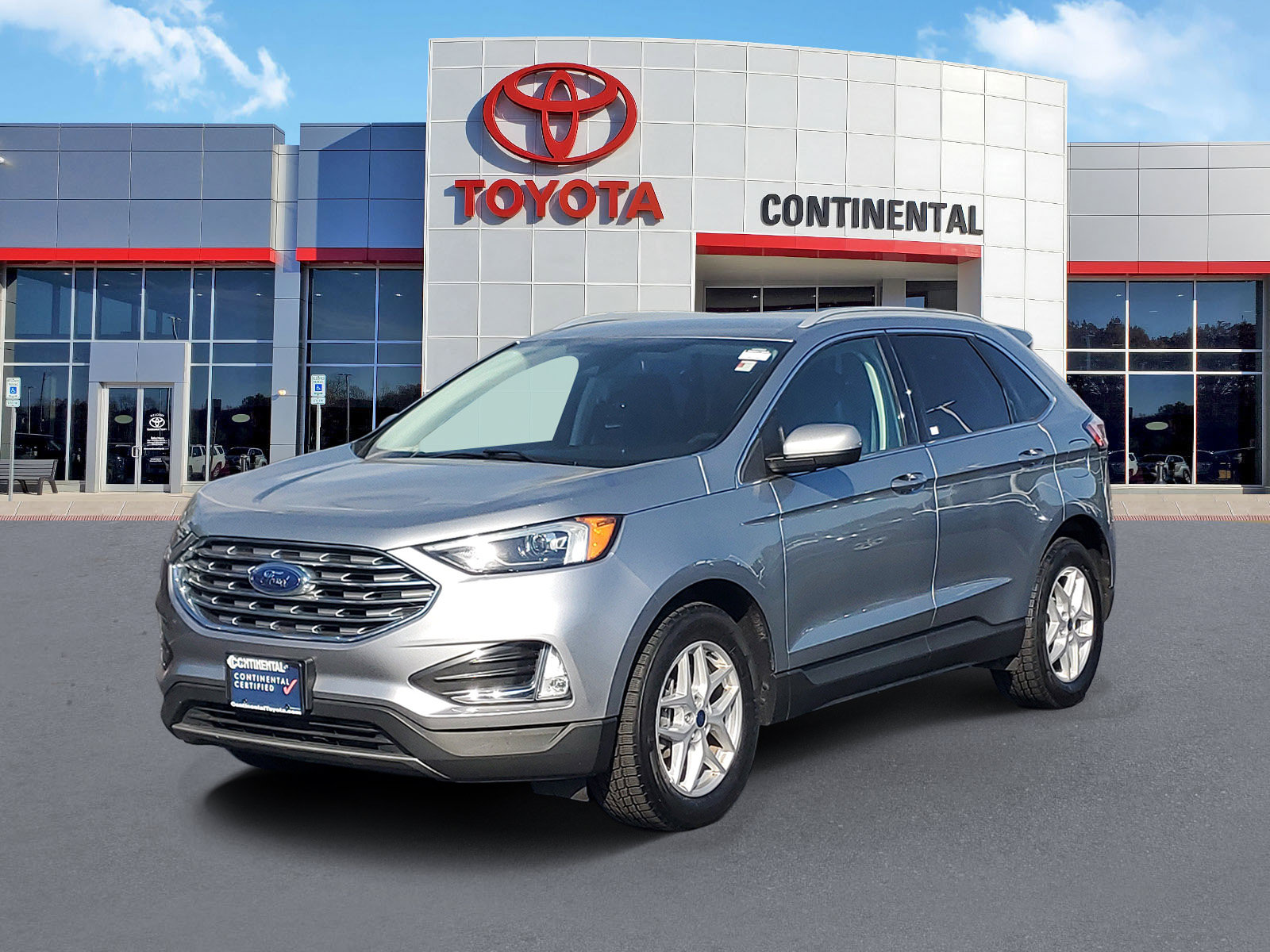 Used 2022 Ford Edge SEL w/ Convenience Package AWD/4WD image 3