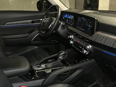 Certified 2024 Kia Telluride SX Prestige AWD/4WD image 13
