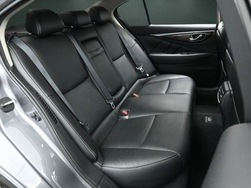 Used 2015 INFINITI Q50 Sport w/ Deluxe Technology Package image 18