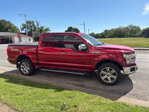 Used 2019 Ford F150 Lariat w/ Equipment Group 502A Luxury AWD/4WD image 6