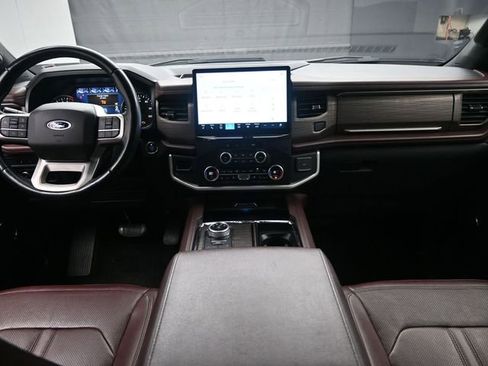Used 2023 Ford Expedition Limited RWD image 9