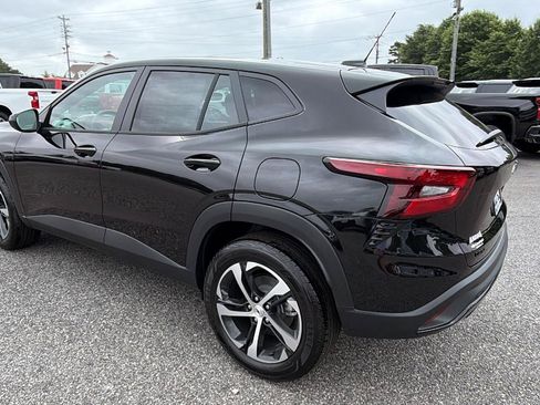 New 2026 Chevrolet Trax RS FWD image 7
