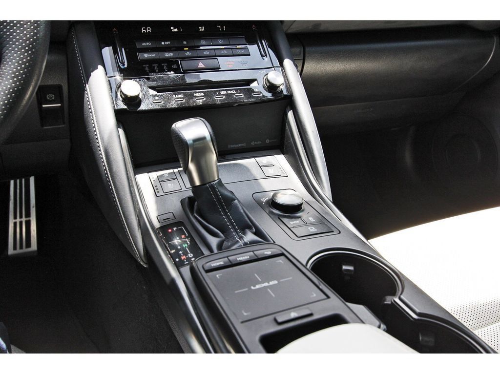 Used 2022 Lexus IS 350 F Sport w/ Accessory Package RWD image 29