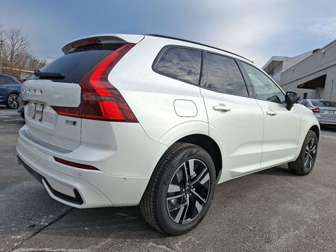 New 2026 Volvo XC60 B5 Plus w/ Climate Package image 4