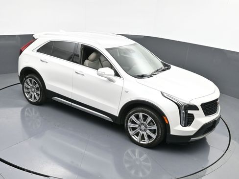 Used 2022 Cadillac XT4 Premium Luxury w/ Enhanced Visibility Package image 30