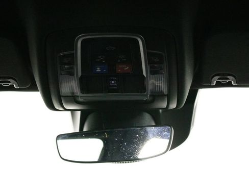 Used 2023 RAM 1500 Limited AWD/4WD image 25