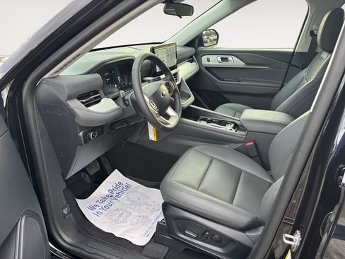 New 2026 Ford Explorer Active w/ Active Comfort Package AWD/4WD image 9