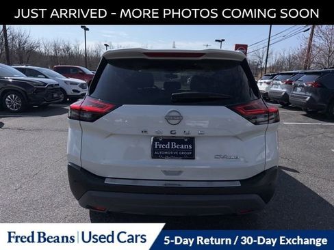 Certified 2023 Nissan Rogue SV w/ SV Premium B Package image 7
