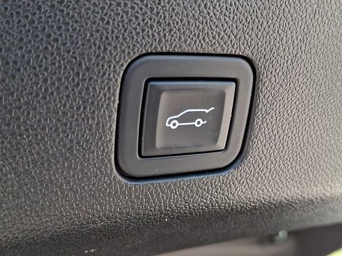 Used 2023 Chevrolet Tahoe High Country image 25