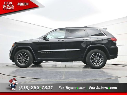 Used 2020 Jeep Grand Cherokee Limited w/ Trailer Tow Group IV image 23
