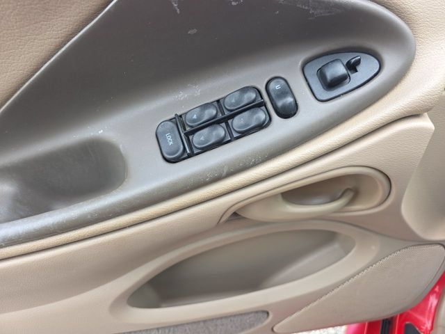 Used 2004 Ford Mustang Convertible RWD image 20