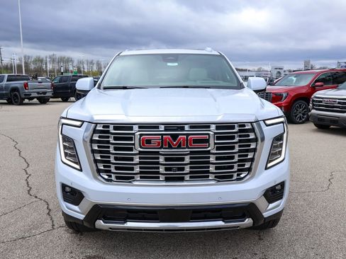 New 2026 GMC Yukon XL Denali w/ Denali Reserve Package AWD/4WD image 35