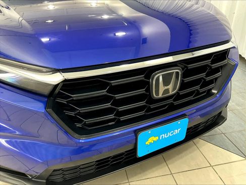 Used 2023 Honda CR-V LX image 30