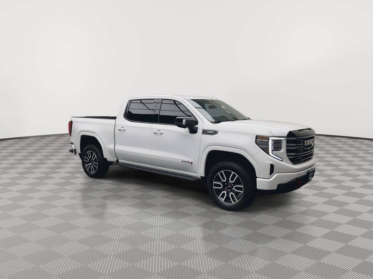Certified 2025 GMC Sierra 1500 AT4 w/ Technology Package AWD/4WD image 42