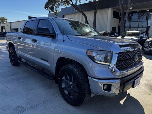 Used 2018 Toyota Tundra SR5 image 4