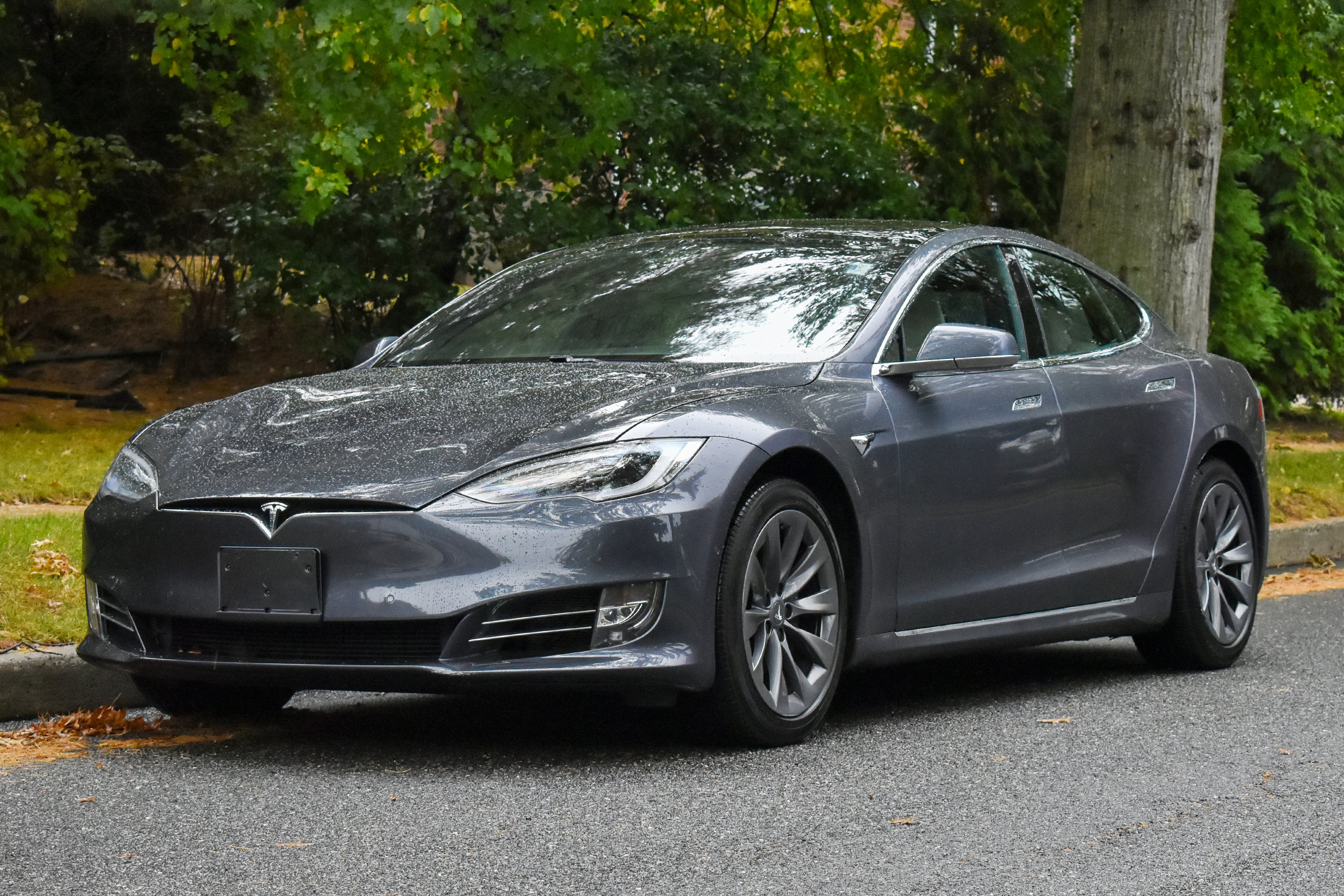 Used 2020 Tesla Model S Long Range AWD/4WD image 2