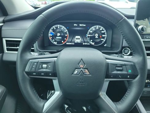 Used 2024 Mitsubishi Outlander SEL FWD image 24