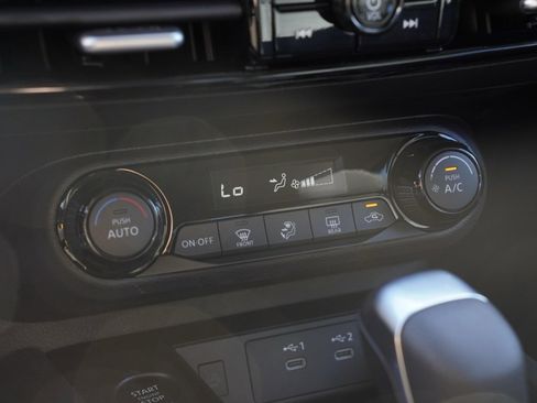 New 2026 Nissan Kicks SV image 14