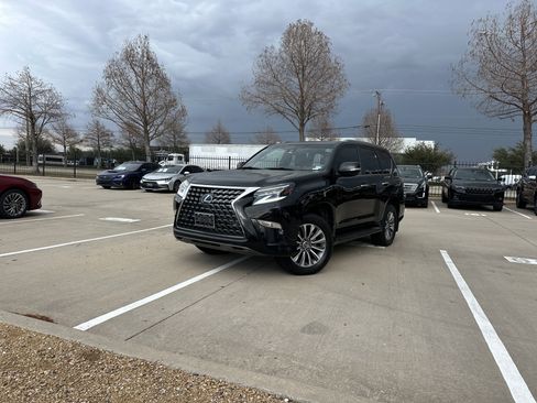 Used 2020 Lexus GX 460 Luxury image 3