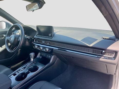 Used 2024 Honda Civic Sport image 26