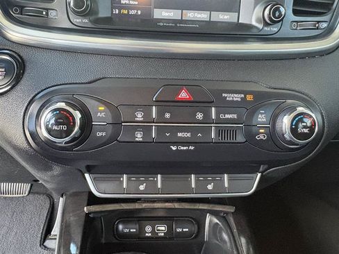 Used 2018 Kia Sorento EX FWD image 18