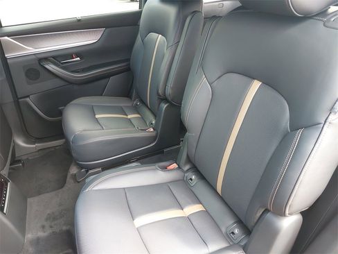 New 2025 MAZDA CX-90 Plug-In Hybrid w/ Premium Plus image 16