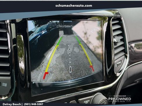 Certified 2020 Jeep Grand Cherokee Overland AWD/4WD image 23