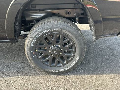 New 2025 RAM 2500 Limited image 18